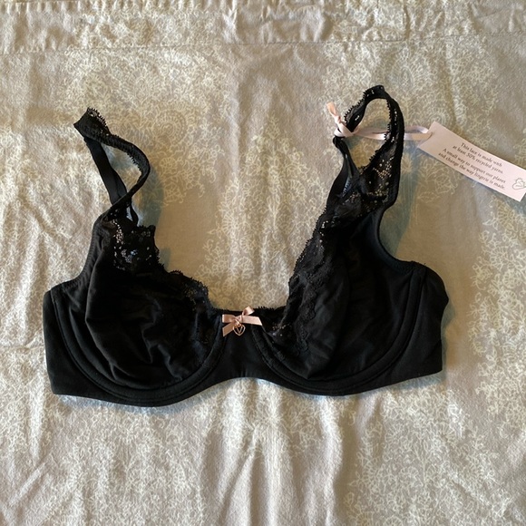 Victoria’s Secret Body by Victoria Unlined Demi - Picture 1 of 3